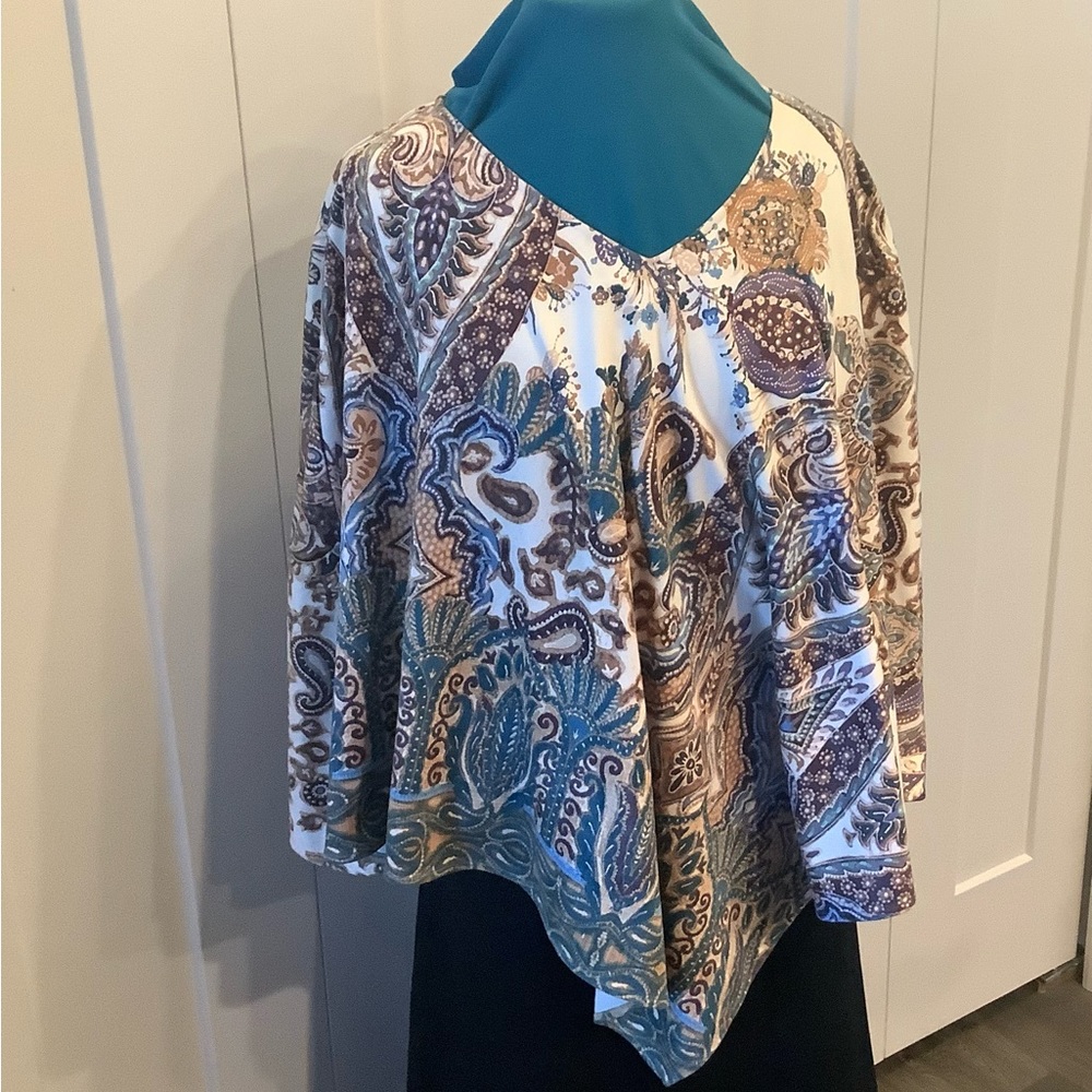 Paisley print Poncho!